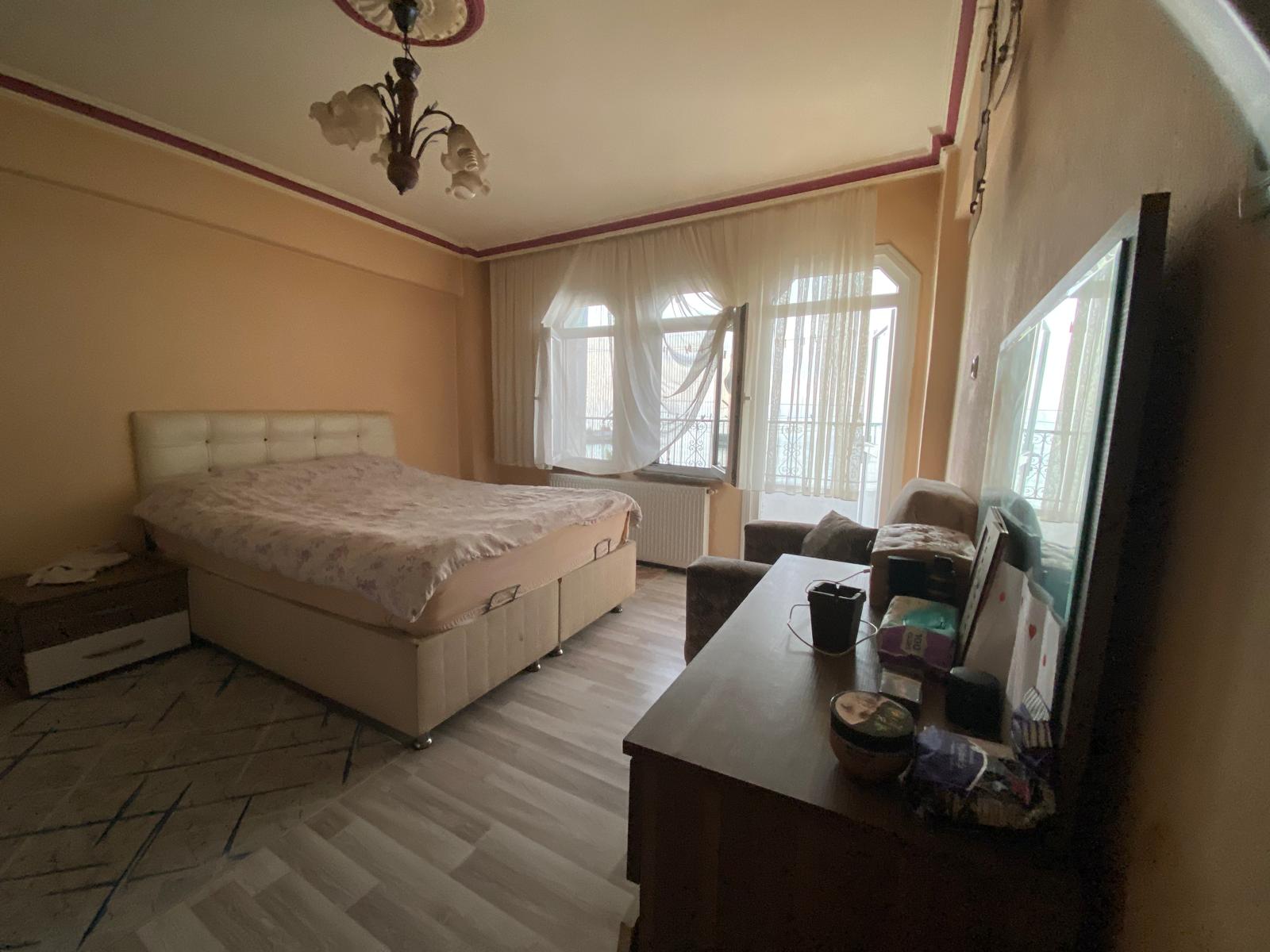 KURTULUŞ MAH. PEKİN OTO GALERİ ÜZERİ SATILIK DAİRE
